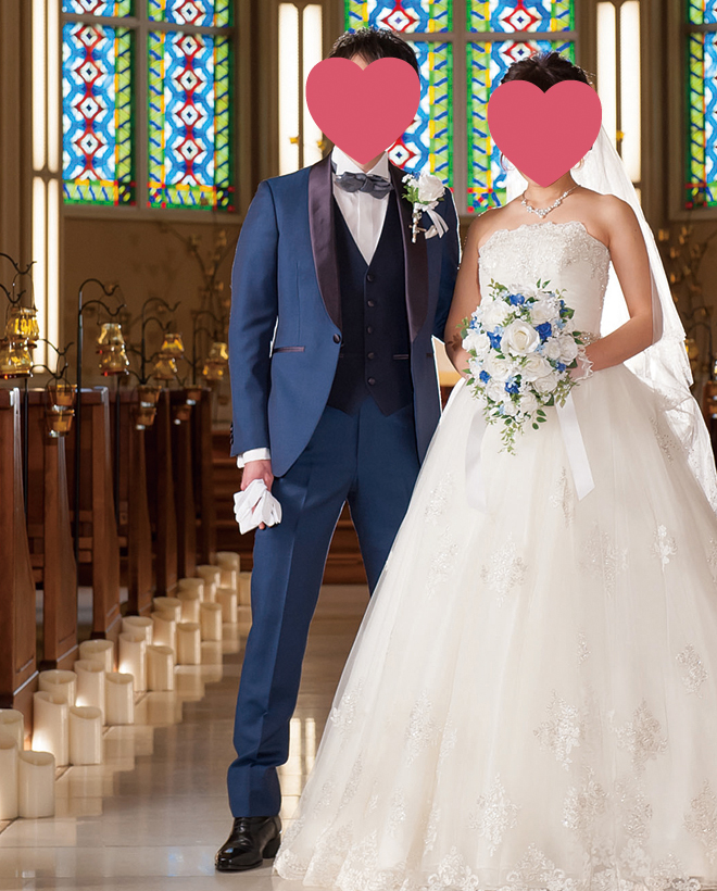 横幅約42cmタキシード　白　ベスト　ネクタイ　ポケットチーフ　紺　セット　結婚式　花婿
